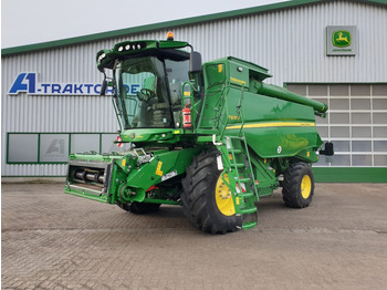 Mietitrebbia JOHN DEERE T670