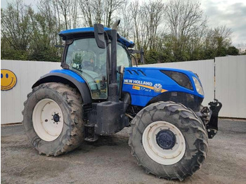 Trattore NEW HOLLAND T7