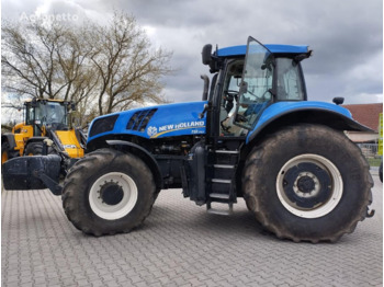 Trattore NEW HOLLAND T8