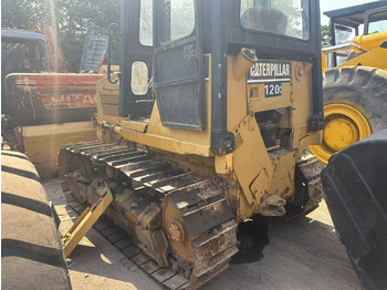 Bulldozer CATERPILLAR D4C