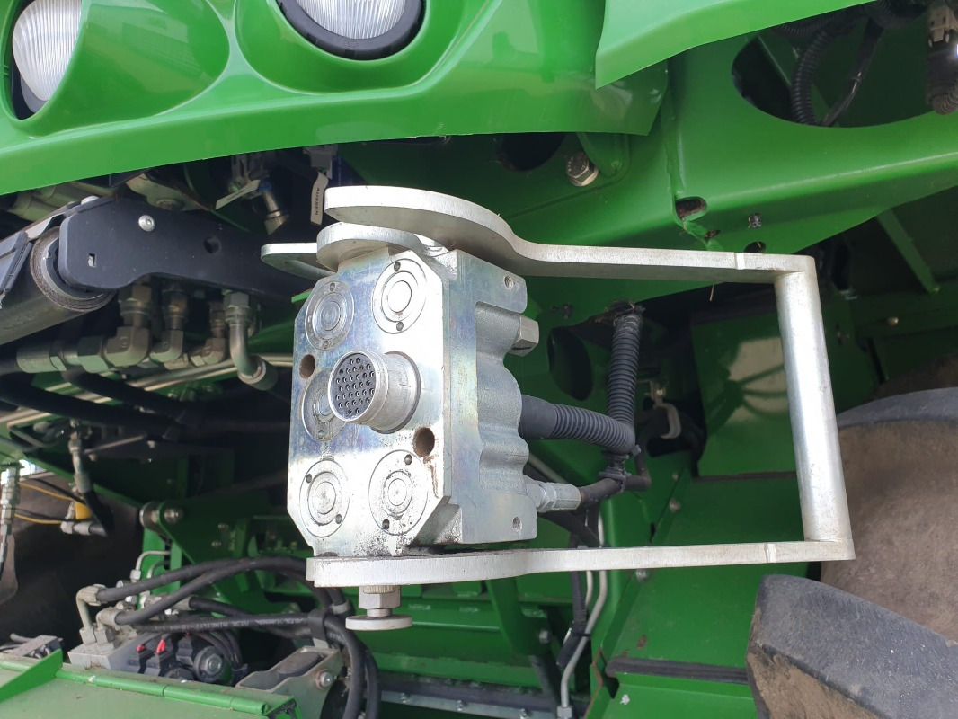 Macchina da raccolta John Deere 8200: foto 18