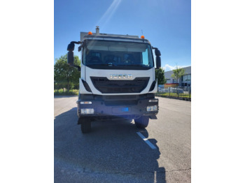 Camion immondizia IVECO Trakker