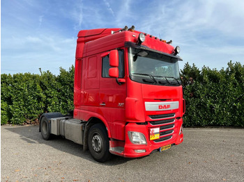 Trattore stradale DAF XF 460