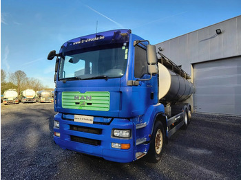 Camion cisterna MAN TGA 26.360