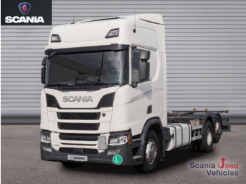 Autocarro portacontainer/ Caisse interchangeable SCANIA R 450