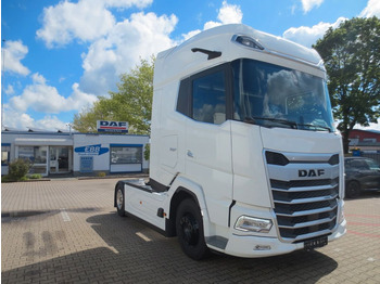 Trattore stradale DAF XG+ 480