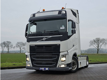 Trattore stradale VOLVO FH 460