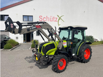 Trattore CLAAS Nexos