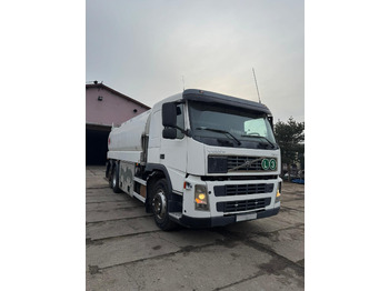 Camion cisterna VOLVO FM12 380