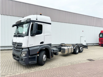 Autocarro telaio MERCEDES-BENZ Actros 2545