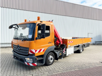 Camion con gru MERCEDES-BENZ Atego