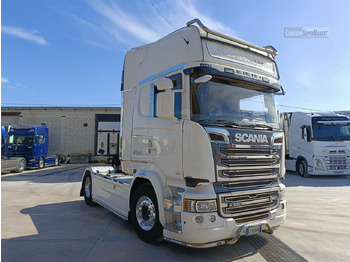 Trattore stradale SCANIA R 520