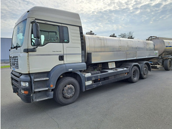 Camion cisterna MAN TGA