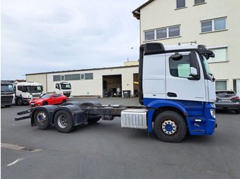 Autocarro telaio MERCEDES-BENZ Actros 2553