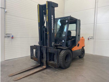 Carrello elevatore diesel DOOSAN