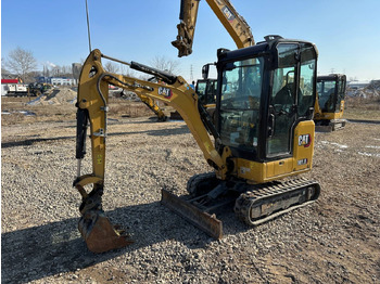 Escavatore cingolato CATERPILLAR 301.8