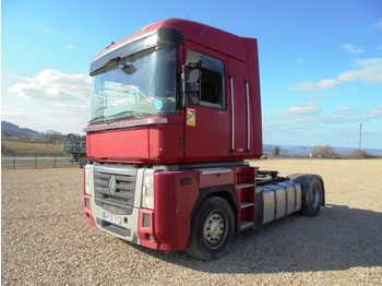 Trattore stradale RENAULT Magnum 520