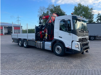 Camion con gru VOLVO FMX 500