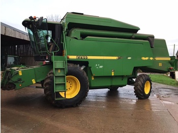 Mietitrebbia JOHN DEERE 2266