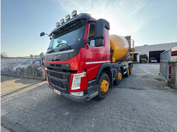 Autobetoniera VOLVO FM 370