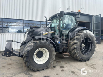 Trattore NEW HOLLAND T7.235