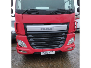 Trattore stradale DAF CF 440