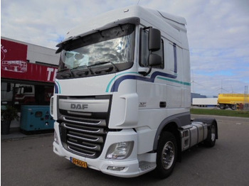 Trattore stradale DAF XF 440