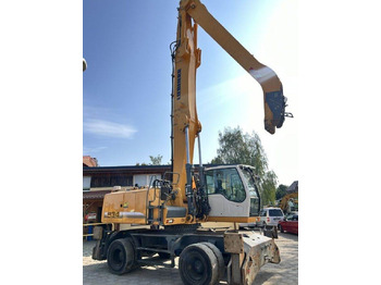 Escavatore per movimentazione LIEBHERR