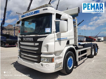 Autocarro portacontainer/ Caisse interchangeable SCANIA P 400