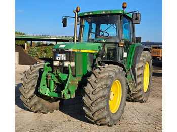 Trattore JOHN DEERE 6810