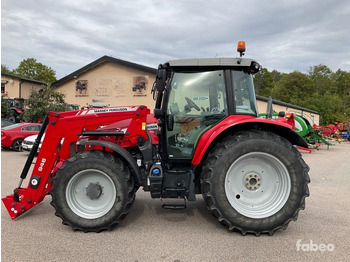 Trattore MASSEY FERGUSON 5712