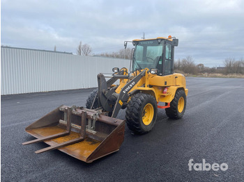 Pala gommata VOLVO L30G