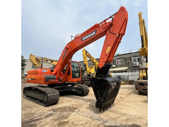 Escavatore DOOSAN DX225