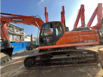 Escavatore cingolato Low running hours Used Machinery Doosan300 dx300lc Hydraulic Crawler Backhoe Digger 30ton Used Excavator Doosan DX300LC: foto 3