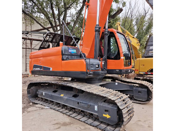 Escavatore cingolato DOOSAN DX225