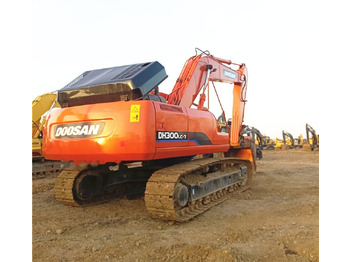 Escavatore cingolato Doosan DH300LC-7: foto 4