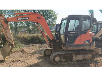 Miniescavatore DOOSAN DX60