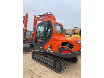 Miniescavatore DOOSAN DX80