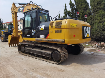 Escavatore cingolato CATERPILLAR 320D