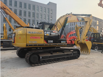 Escavatore cingolato CATERPILLAR 320D