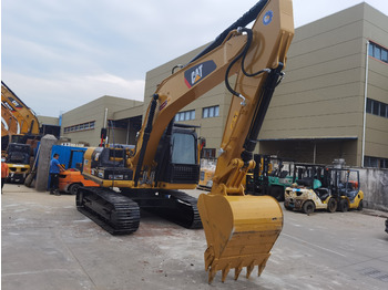 Escavatore cingolato CATERPILLAR 320D2: foto 3