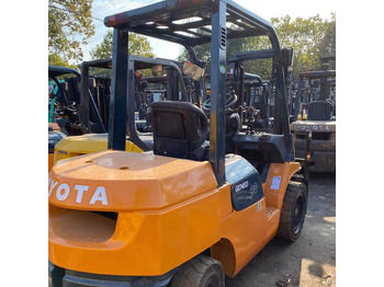 Carrello elevatore diesel KOMATSU