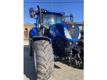 Trattore NEW HOLLAND T7.210