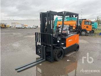 Carrello elevatore elettrico DOOSAN