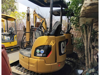 Miniescavatore CATERPILLAR 302