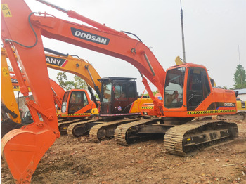 Escavatore cingolato Doosan DH220LC-7: foto 3