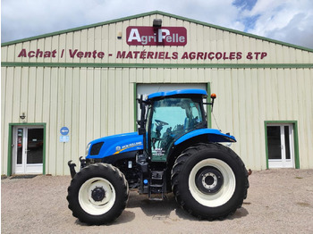 Trattore NEW HOLLAND T6