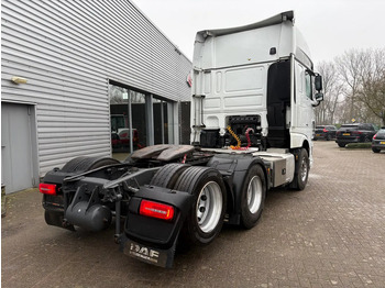 Trattore stradale DAF XF 530 FTS / 6x2 SLEEPER / SCHUIFSCHOTEL / LOW KM / AUTOMAAT / RETARDER /: foto 5