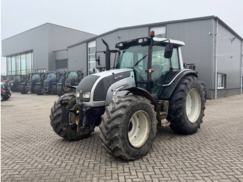 Trattore VALTRA N141