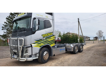 Autocarro telaio VOLVO FH16 750